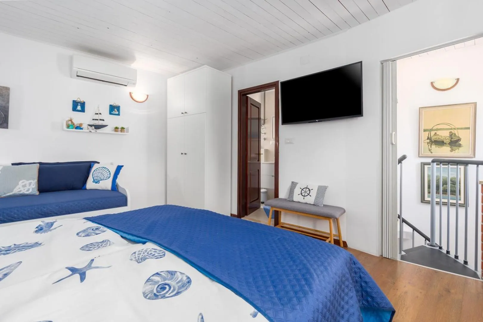 St. Bernhard House Villa Funtana Hırvatistan